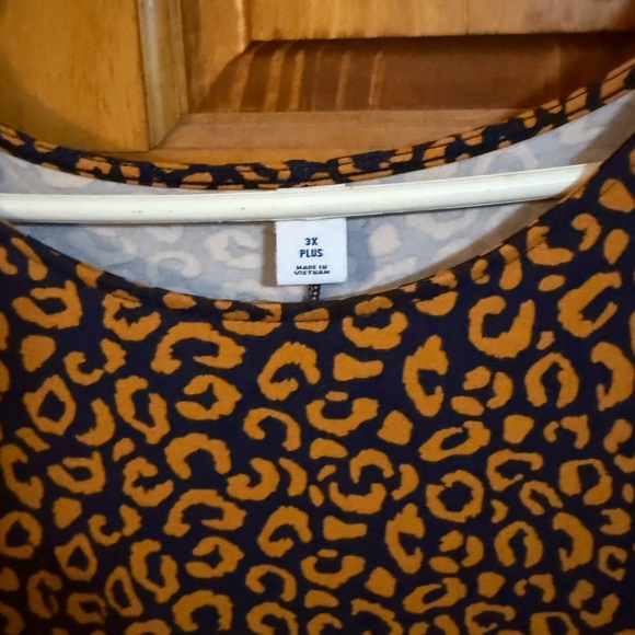 Women’s Old Navy 3x Dress - Picture 2 of 3